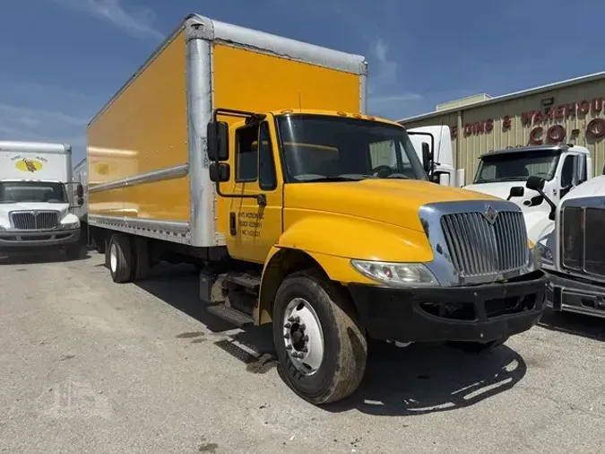 2018 INTERNATIONAL DURASTAR 4300