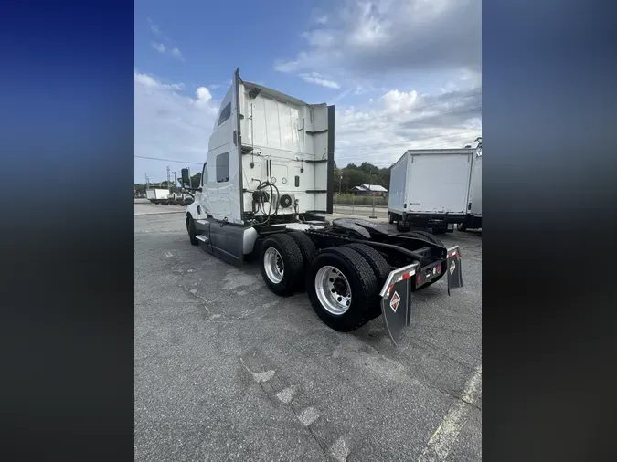 2022 International LT625