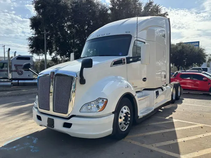 2020 Kenworth T680