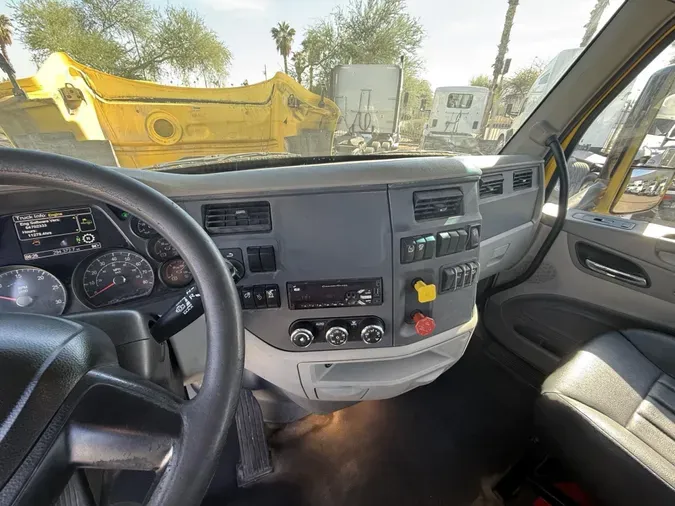 2021 Peterbilt 5793b30f75abd2392e67ed4191babfdc77c