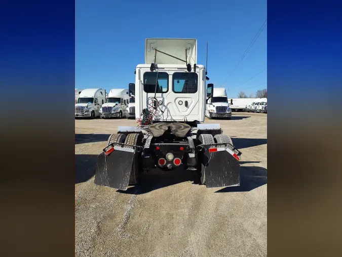 2018 FREIGHTLINER/MERCEDES CASCADIA 125