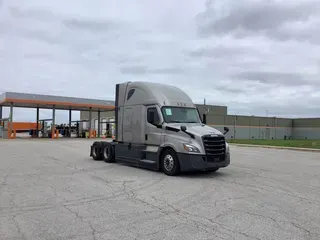 2024 Freightliner Cascadia 126