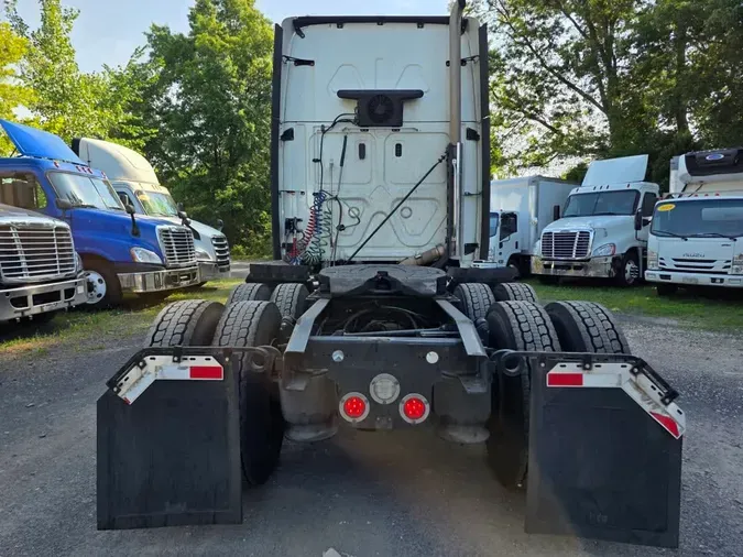 2020 FREIGHTLINER CASCADIA 125