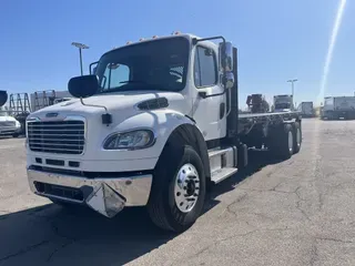 2019 Freightliner M2 106