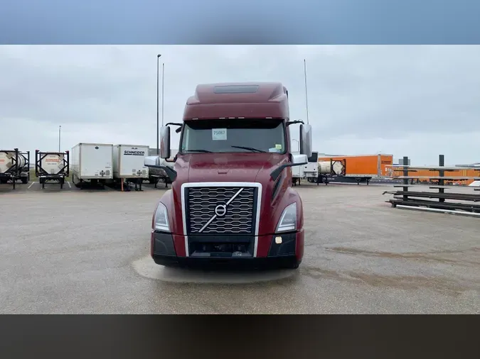 2022 Volvo VNL860