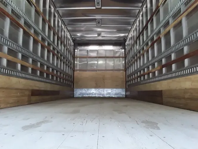 2020 FREIGHTLINER M2 106