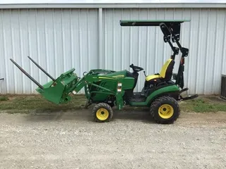 2020 John Deere 1025R