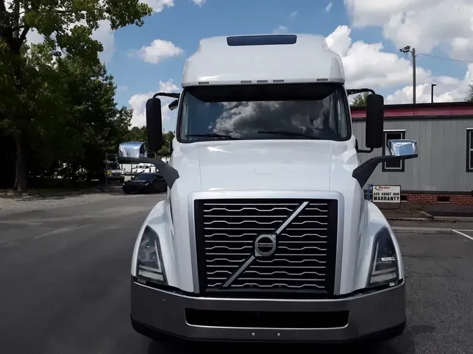 2019 VOLVO VNL64T-760