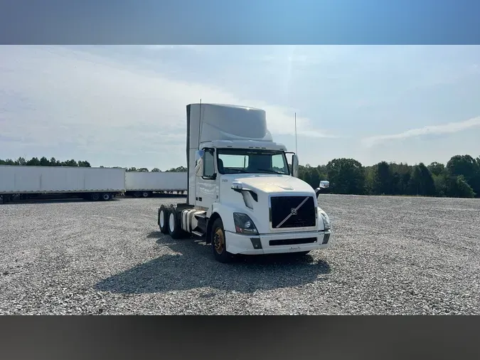 2016 Volvo VNL3003b4eacd7f82bfd9e4be8f2276c99f48e