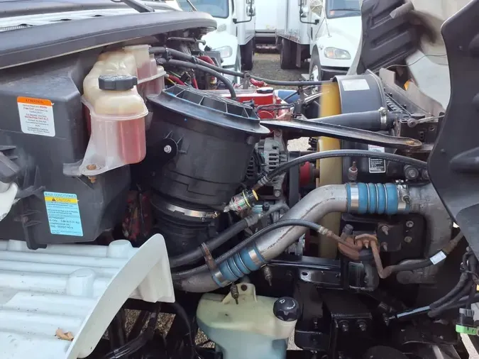 2019 FREIGHTLINER/MERCEDES M2 1063b4f8892fe05c73bae22173ca03c94af