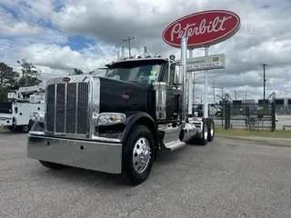 2027 PETERBILT 589