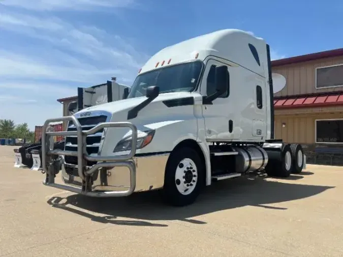 2020 Freightliner New Cascadia 126