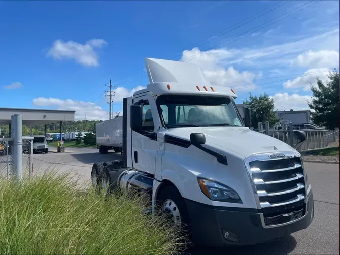 2021 Freightliner Cascadia3b56cb4b2d2a4547d9d8ade0b70dabf7