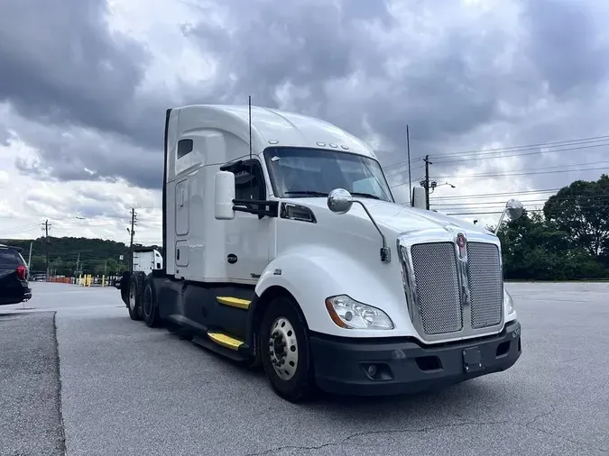 2021 Kenworth T680