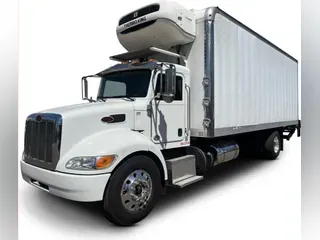 2018 Peterbilt 337