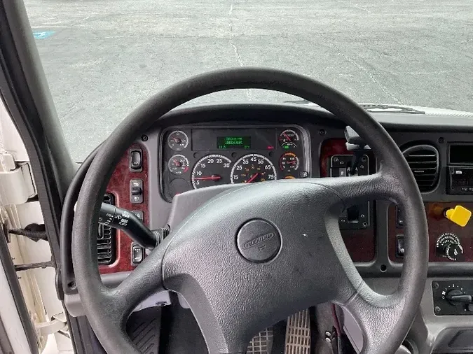 2018 Freightliner M2