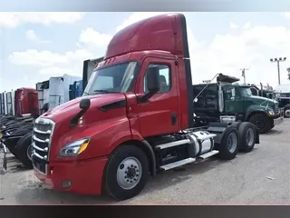 2021 FREIGHTLINER CASCADIA 116