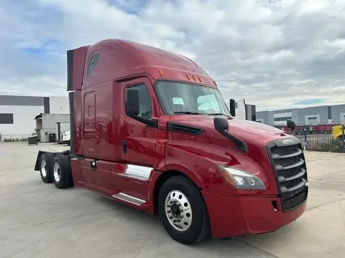 2020 Freightliner Cascadia