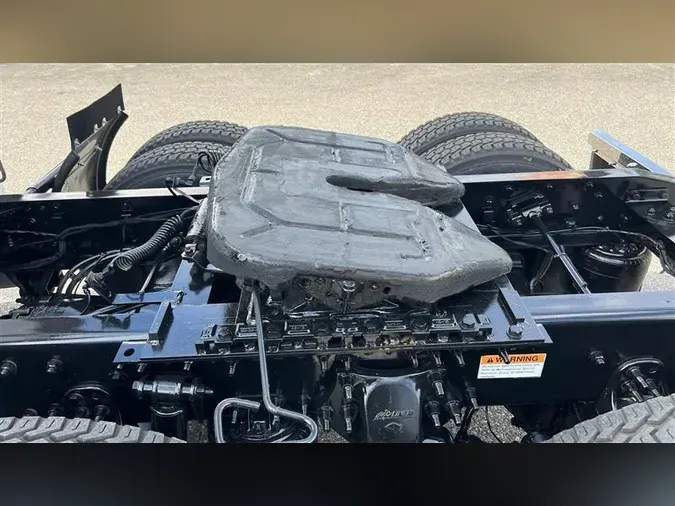 2020 FREIGHTLINER CA126