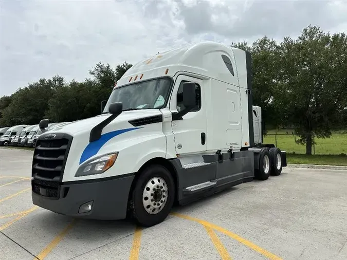 2020 FREIGHTLINER CA1263b5d3fa4f31ba8e9b74d76b6420c8776