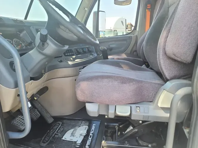 2020 FREIGHTLINER/MERCEDES CASCADIA 1253b5fbc4ba6d2c7dd972bf5ac1d605b49