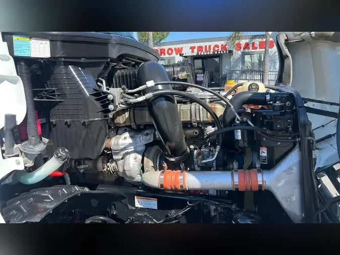 2020 FREIGHTLINER CA126