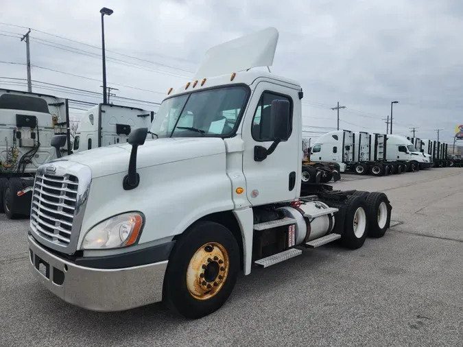 2014 FREIGHTLINER/MERCEDES CASCADIA 1253b63b1a6597c519b9db8bdaafeaaed42