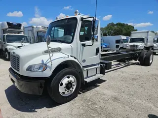 2020 FREIGHTLINER M2 106