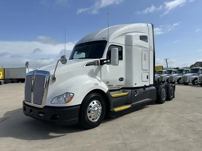 2021 Kenworth T680