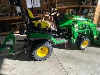 2020 John Deere 1025R