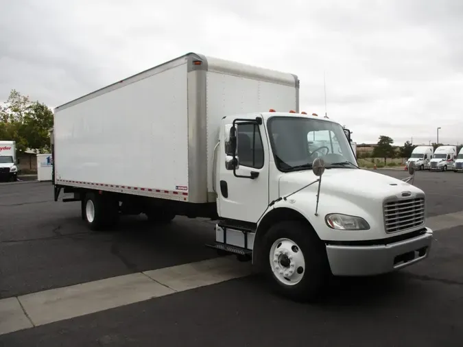 2018 FREIGHTLINER/MERCEDES M2 106