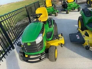 2020 John Deere E180