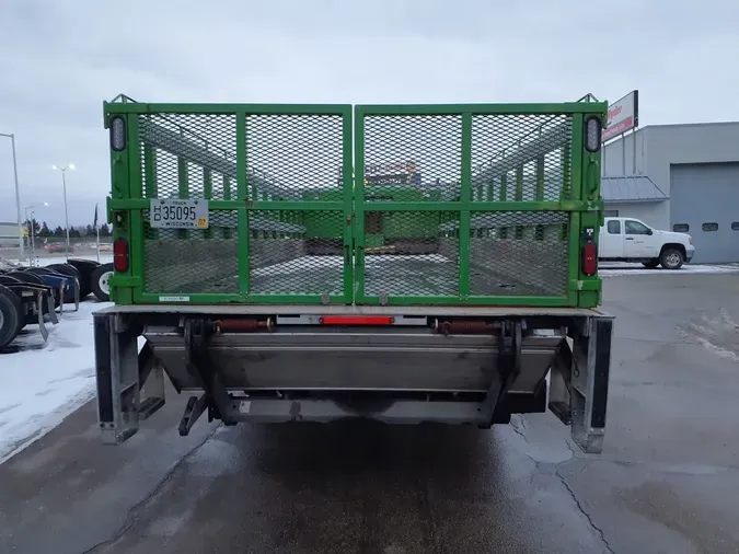 2019 FREIGHTLINER/MERCEDES M2 106