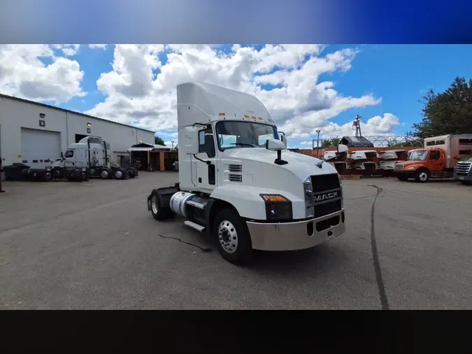 2020 Mack Anthem3b6eda4a9367354633b08a8c592e5cc6