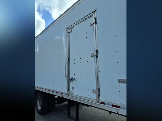 2019 FREIGHTLINER/MERCEDES M2 106