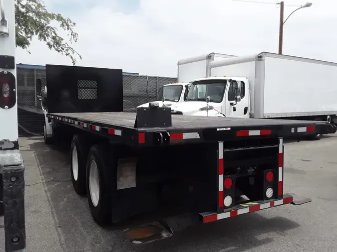 2016 FREIGHTLINER/MERCEDES M2 106