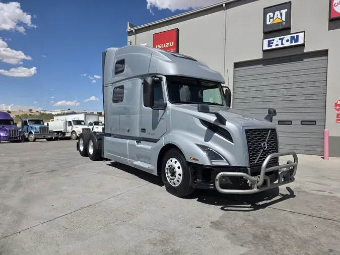 2020 Volvo VNL64T860