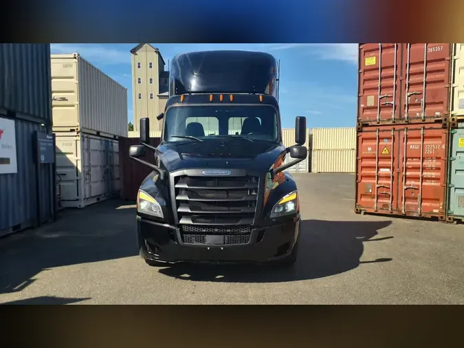 2020 FREIGHTLINER/MERCEDES NEW CASCADIA PX126643b77ea5e764150c171b38149a4142965