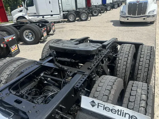 2020 International LT625