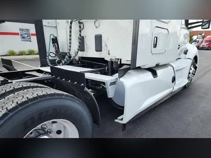 2022 KENWORTH T680