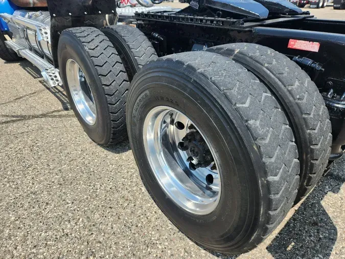 2020 WESTERN STAR 4900