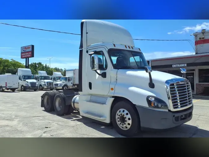 2018 FREIGHTLINER/MERCEDES CASCADIA 1253b808dc8021797c19124454322d4007a