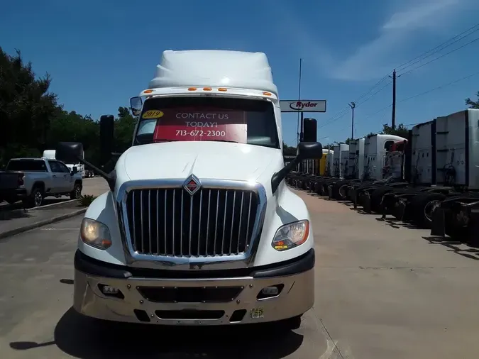 2019 NAVISTAR INTERNATIONAL LT625 SLPR CAB