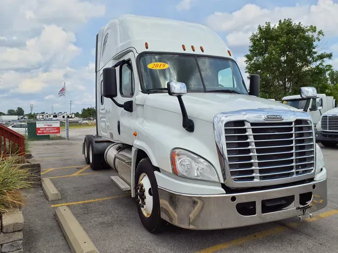 2019 FREIGHTLINER/MERCEDES CASCADIA 1253b843a2795e175aa88a84028ed739c97