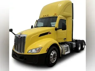 2023 Peterbilt 579
