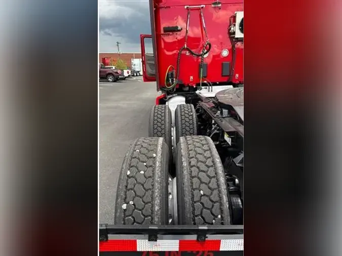 2021 PETERBILT 579