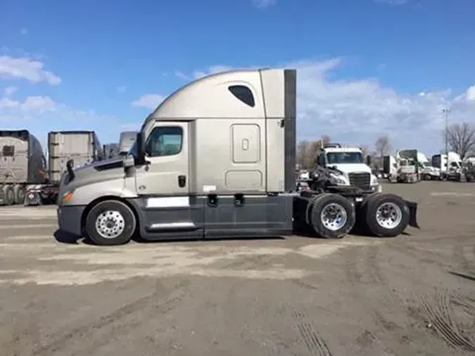 2023 Freightliner Cascadia