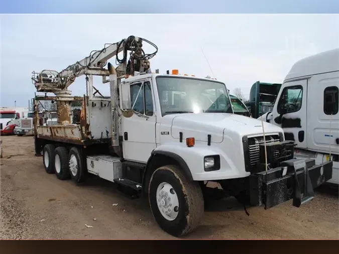 2004 FREIGHTLINER FL803b9222b9d80ac42f2462d9d9b4f89005