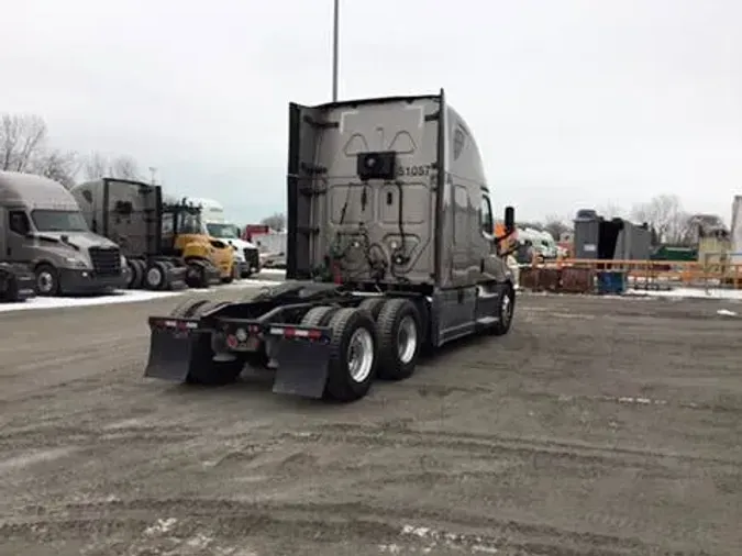 2020 Freightliner Cascadia