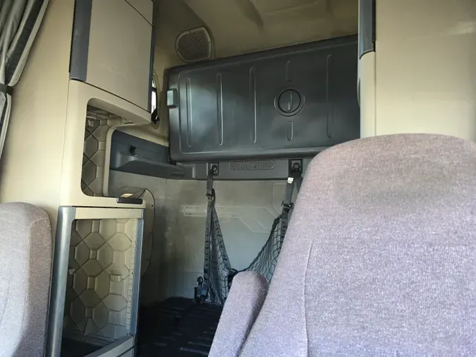 2019 FREIGHTLINER/MERCEDES CASCADIA 125